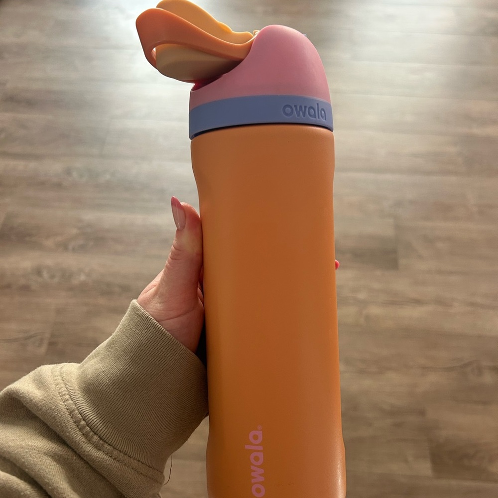 Owala Orange and Pink Water Bottle